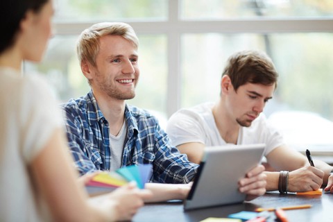 Free online advice on applying to foreign universities